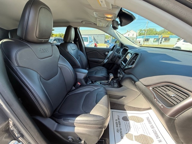 2022 Jeep Cherokee Latitude Lux photo 18