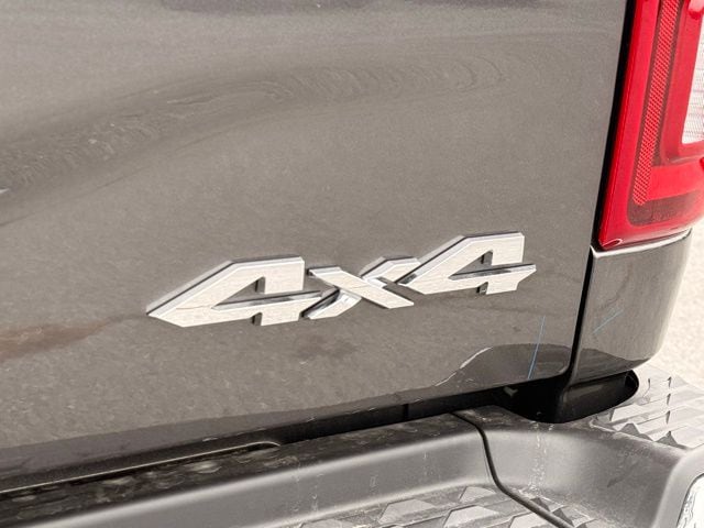 2026 RAM 3500 Big Horn - Photo 17