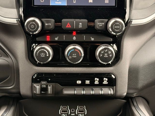 2026 RAM 3500 Big Horn - Photo 29