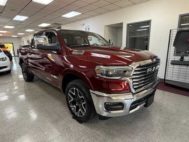 2026 Ram 1500 LARAMIE CREW CAB 4X4 5'7 BOX