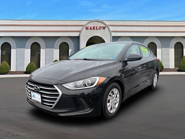 Used 2018 Hyundai Elantra SE with VIN 5NPD74LF1JH233510 for sale in Front Royal, VA