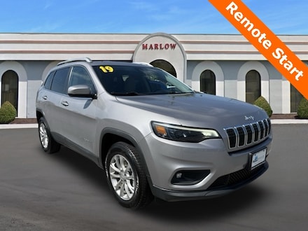 2019 Jeep Cherokee Latitude SUV