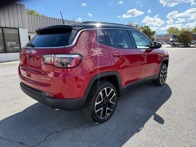 2018 Jeep Compass Limited photo 3