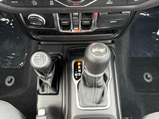 2026 Jeep Wrangler 4-Door Sport S - Photo 25