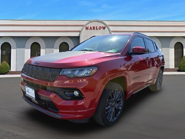 2022 Jeep Compass Limited Red Edition photo 2