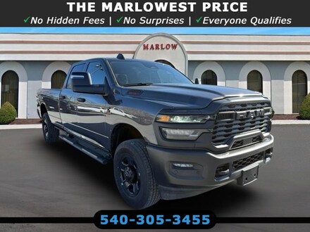 2026 Ram 3500 TRADESMAN CREW CAB 4X4 8' BOX Pickup