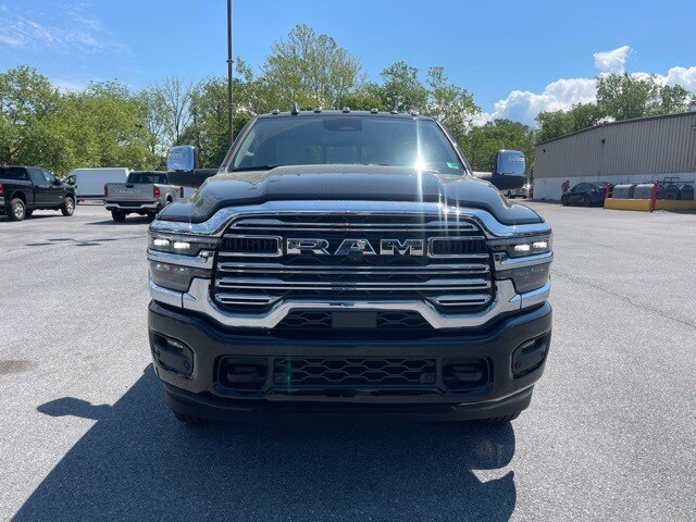 2025 Ram 3500 Laramie photo 3