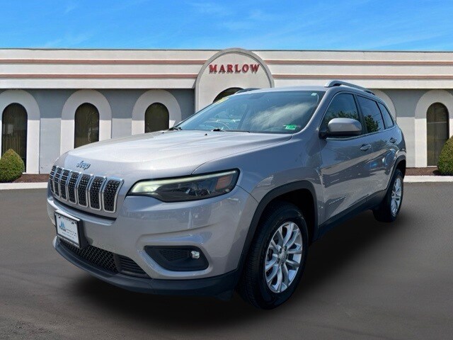 2019 Jeep Cherokee Latitude photo 2