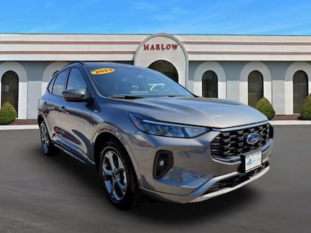 2023 Ford Escape ST-Line Select SUV