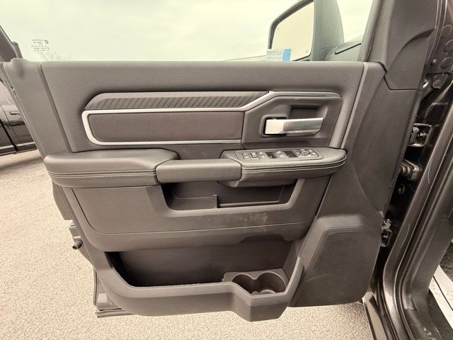 2026 RAM 3500 Big Horn - Photo 12