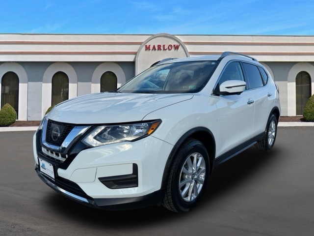 Used 2017 Nissan Rogue SV with VIN KNMAT2MV6HP593038 for sale in Front Royal, VA