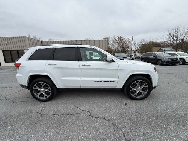 2018 Jeep Grand Cherokee Limited photo 4