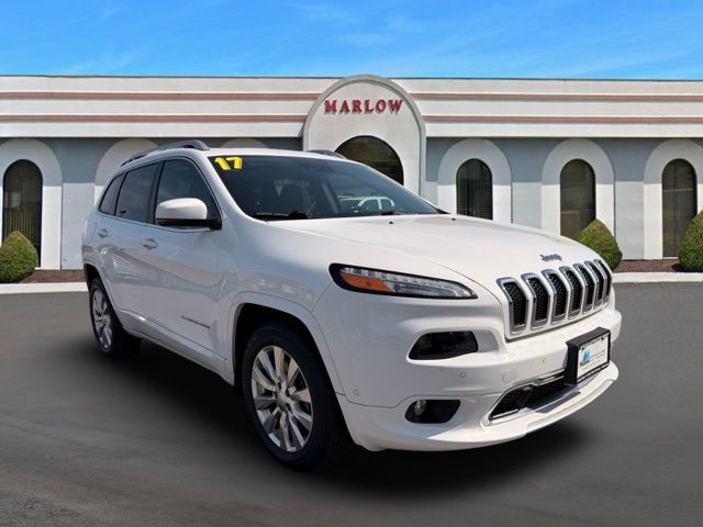 2017 Jeep Cherokee Overland