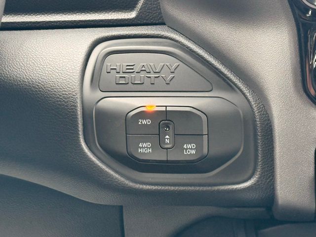 2026 RAM 3500 Big Horn - Photo 31