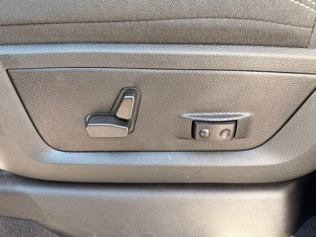 2026 RAM 3500 Big Horn - Photo 13