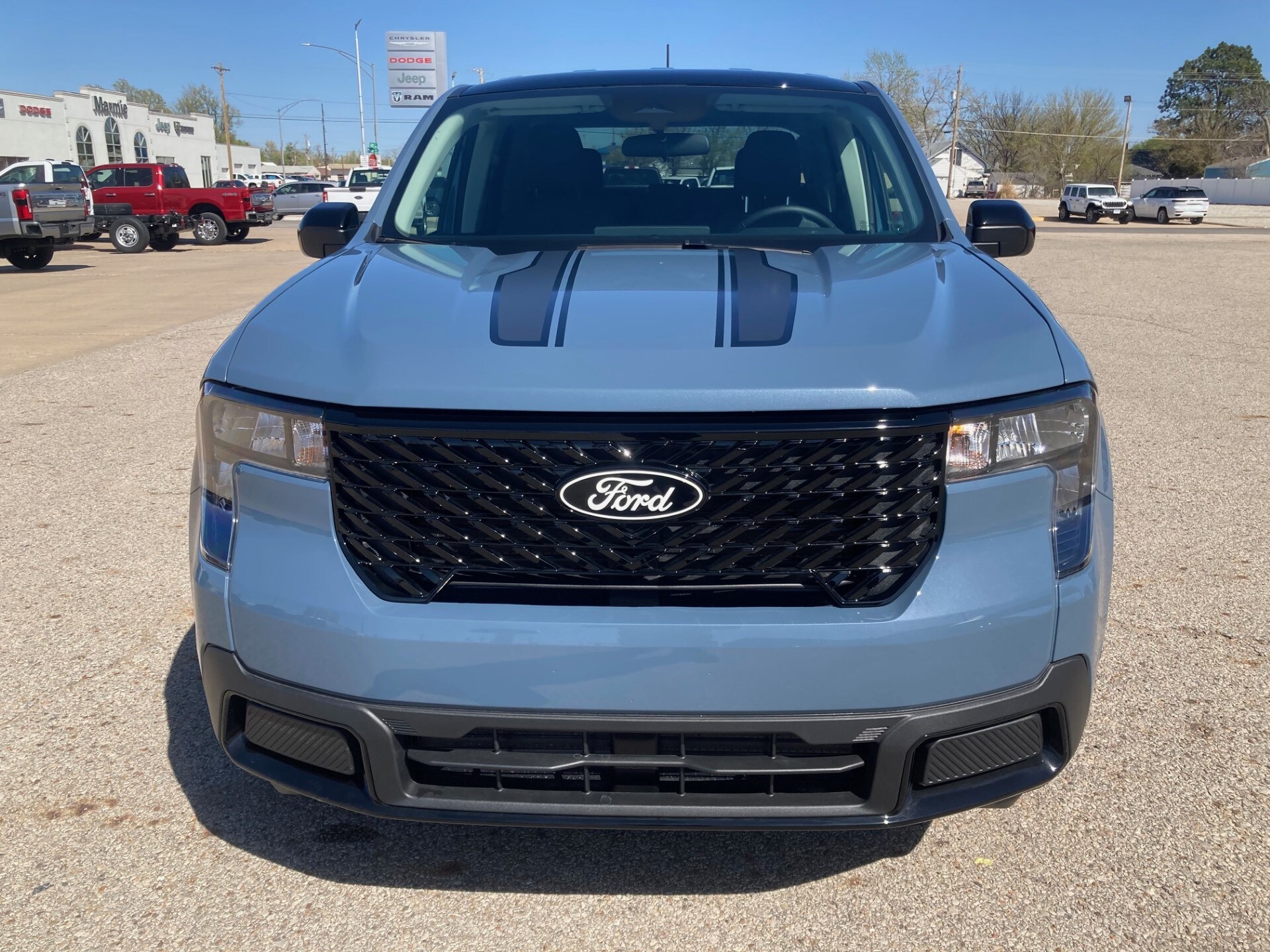 2025 Ford Maverick XLT photo 2