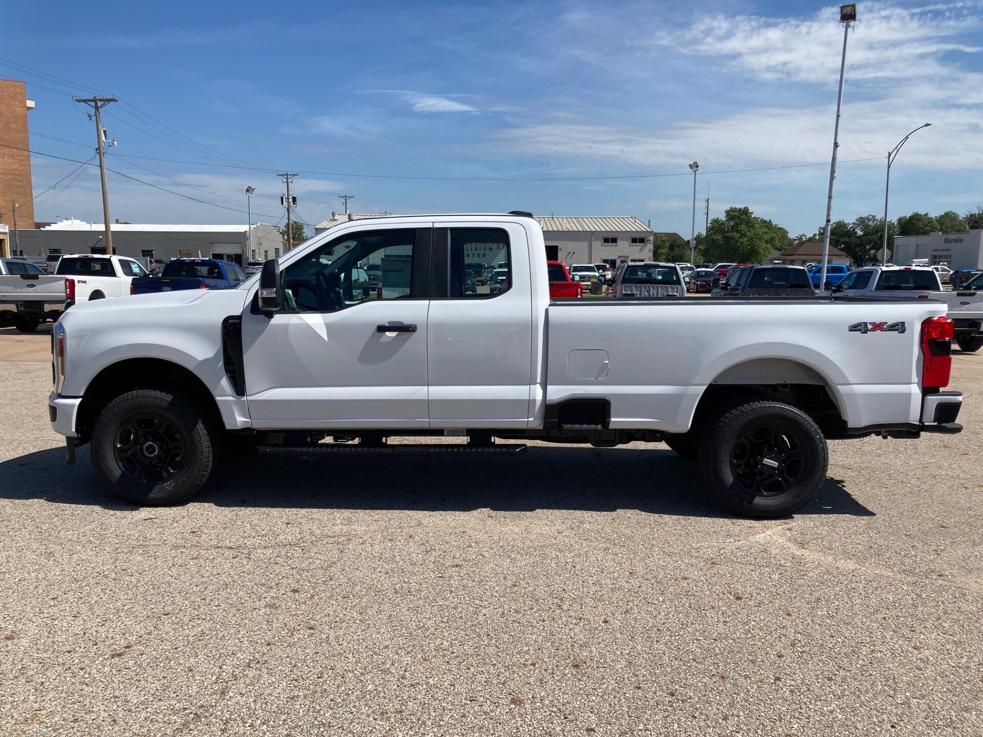 2025 Ford F-250 photo 4