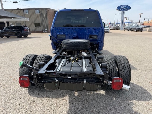 2026 Ford F-350 Super Duty Chassis Cab XLT - Photo 6