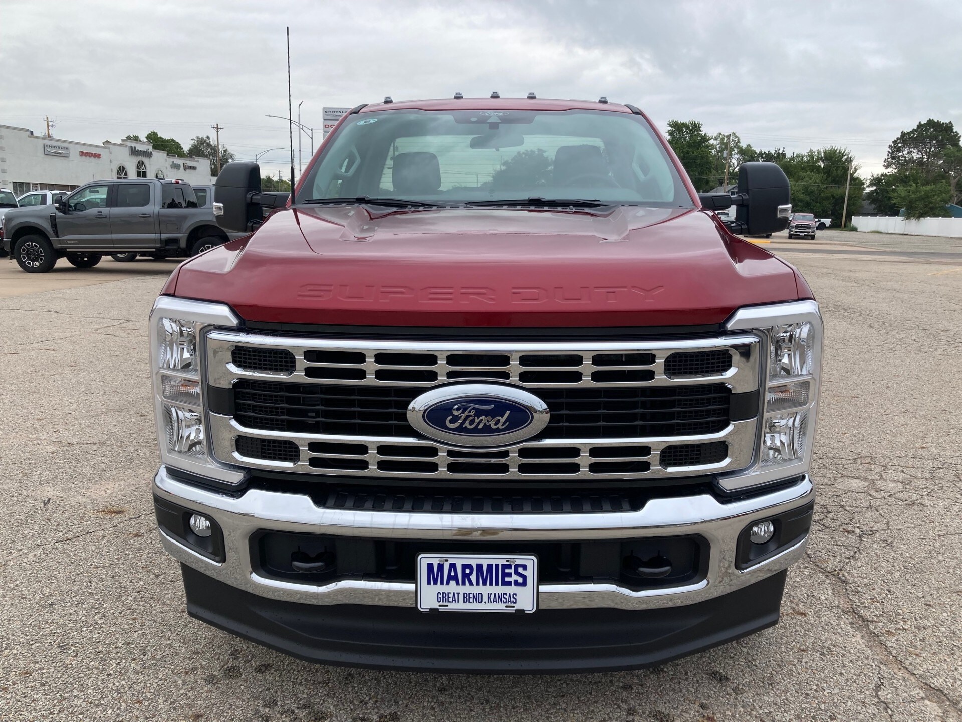 2026 Ford F-350 XLT photo 2