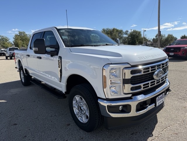2027 Ford F-250 Truck Crew Cab 