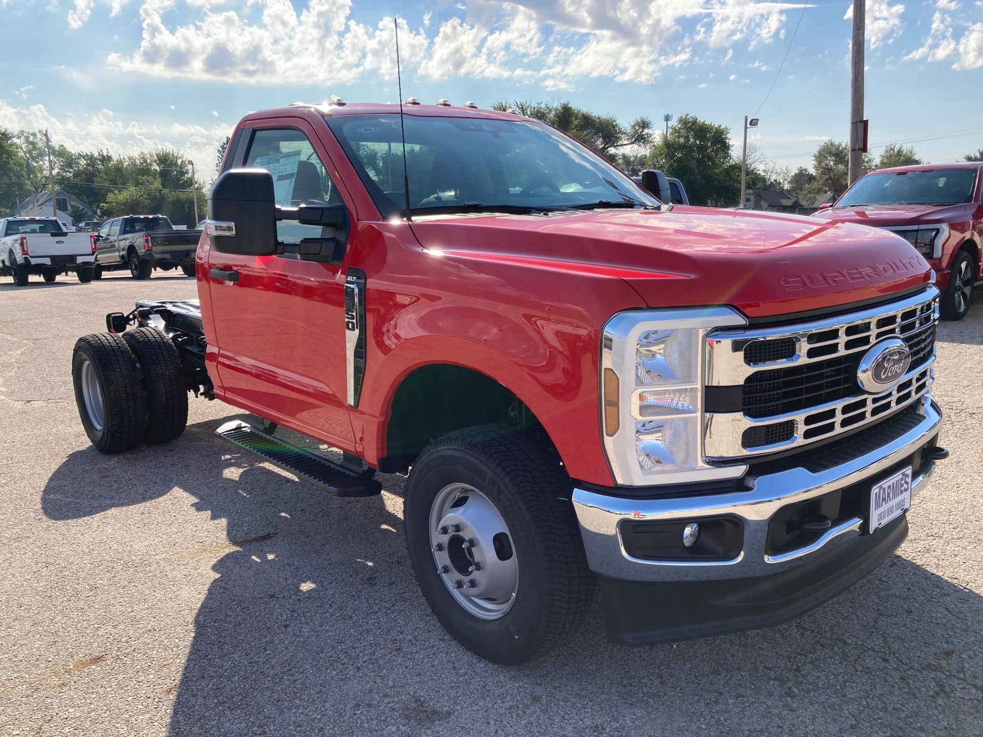 2026 Ford F-350 Chassis Truck Regular Cab 
