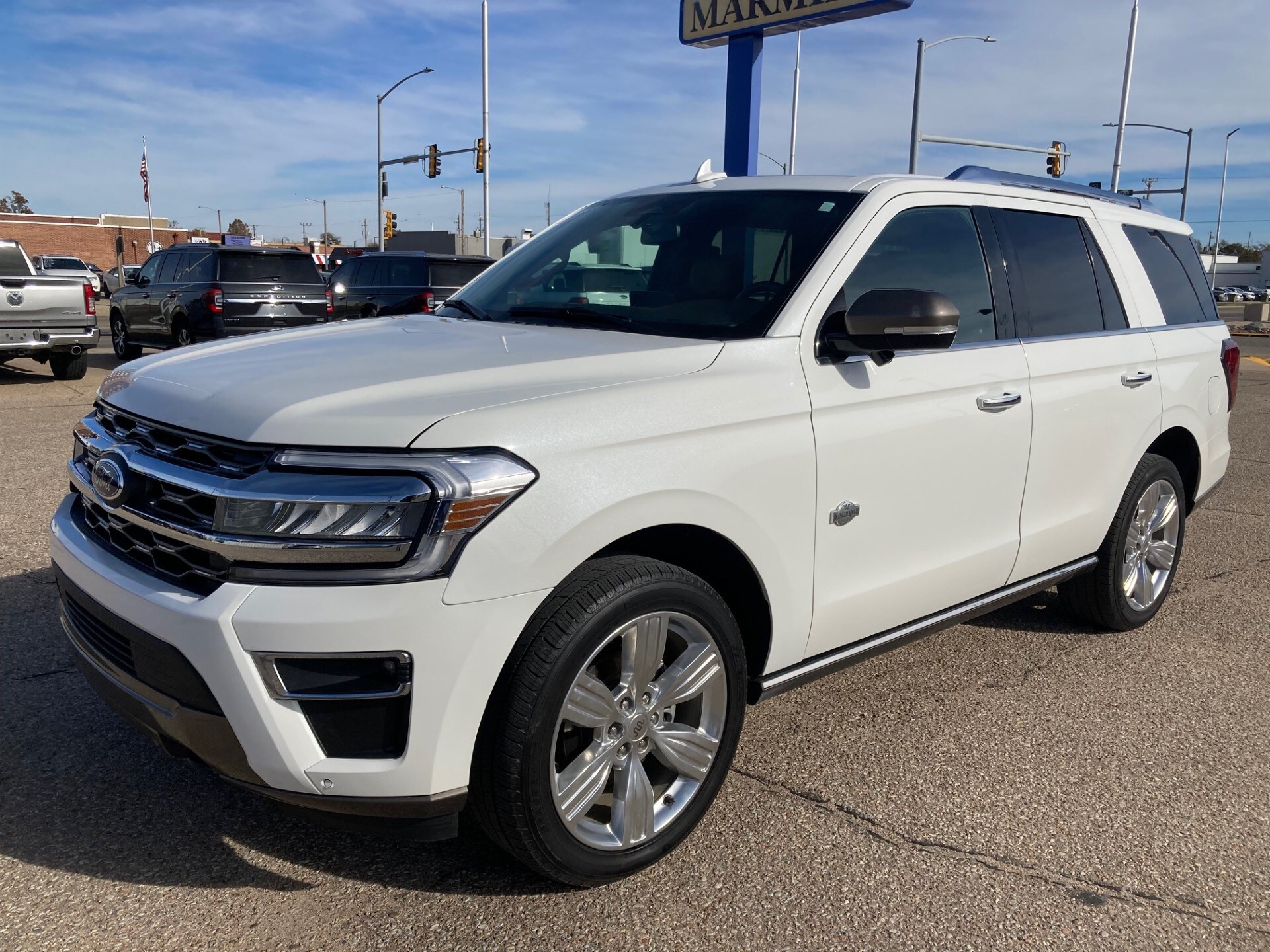 2023 Ford Expedition King Ranch photo 2