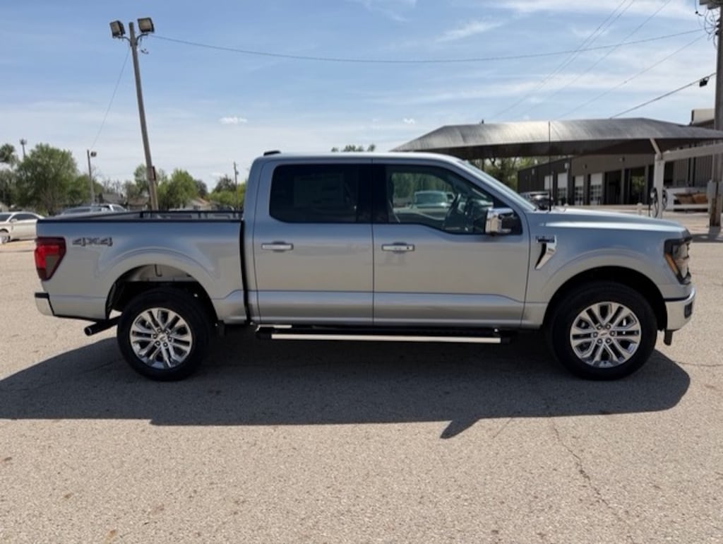 New 2026 Ford F-150 XLT Truck SuperCrew Cab