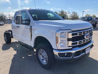 2025 Ford F-350 Chassis Truck Super Cab
