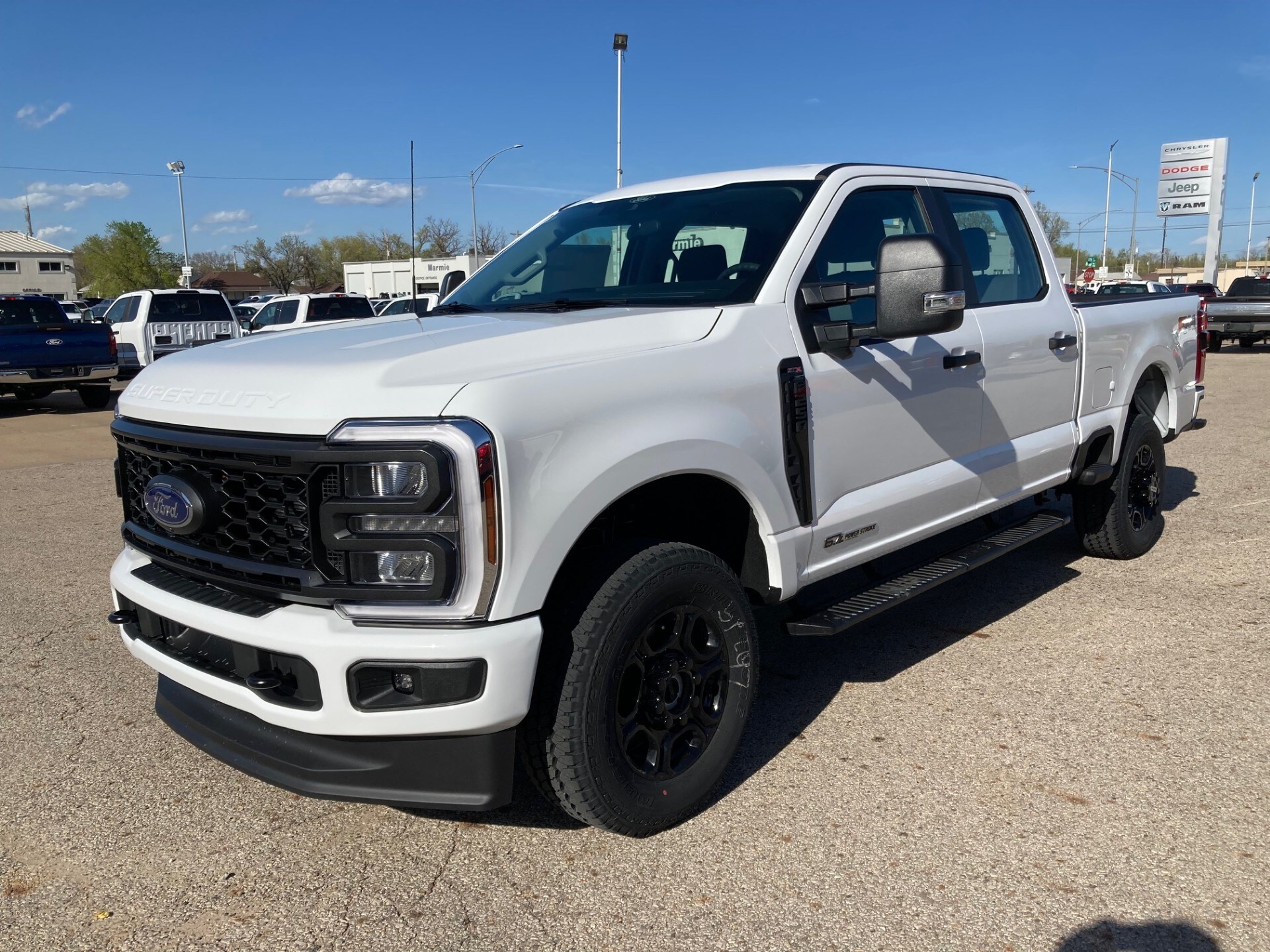 2025 Ford F-250 XL photo 3