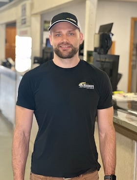 Staff member Nic Edwards from ID_1719fc938a25