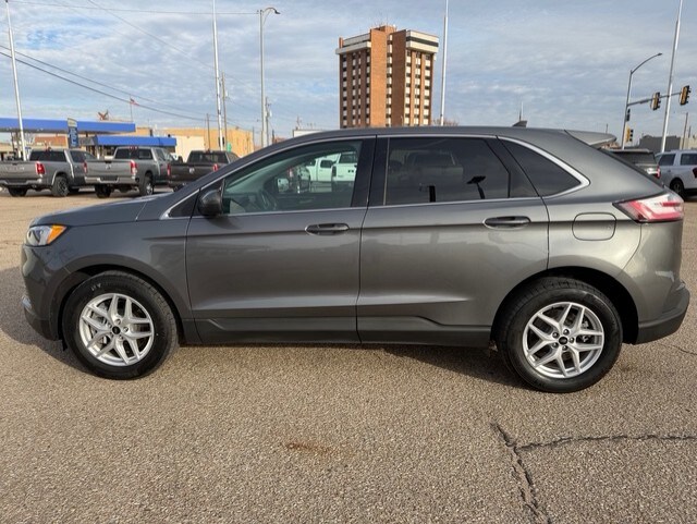 2024 Ford Edge SEL photo 4