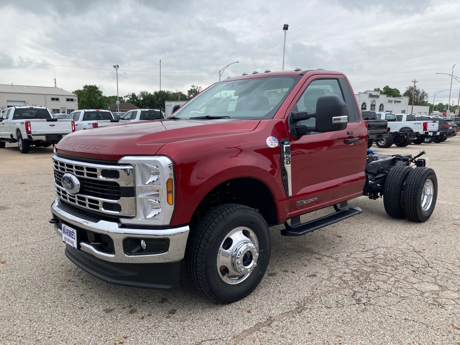 2026 Ford F-350 XLT photo 3