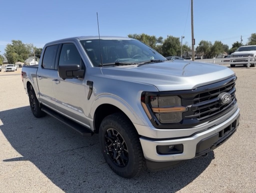 New 2026 Ford F-150 XLT Truck SuperCrew Cab