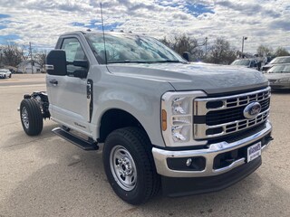 2025 Ford F-350 Chassis Truck Regular Cab