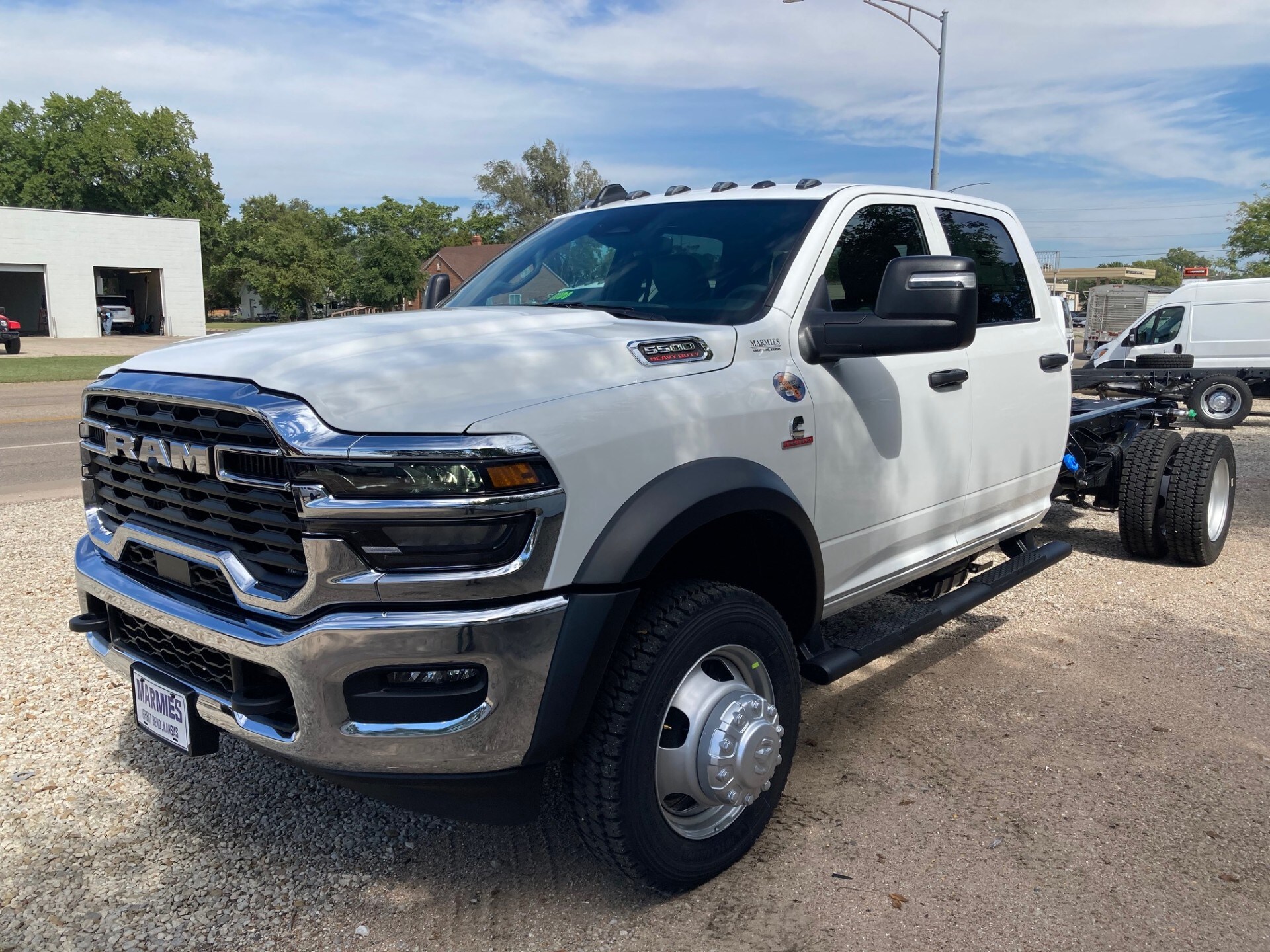 2026 Ram 5500 Tradesman photo 3