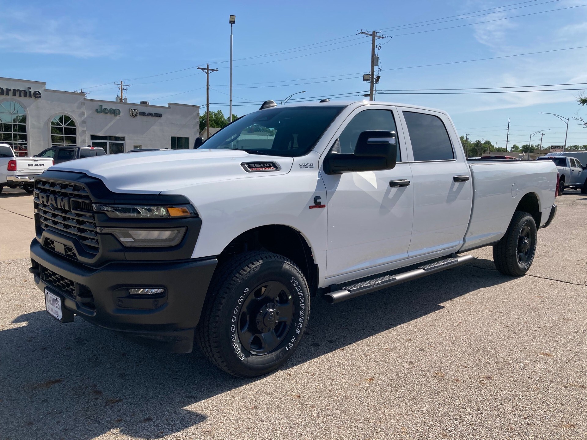 2025 Ram 3500 Tradesman photo 3