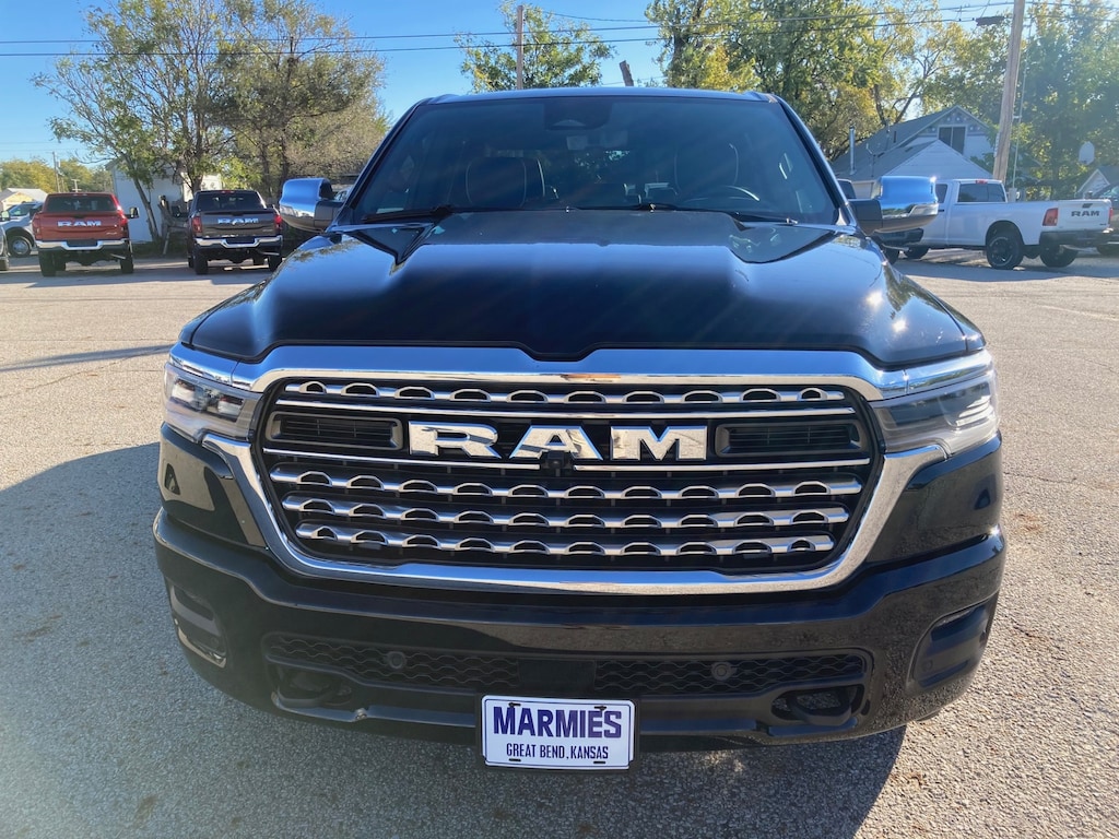 New 2026 Ram 1500 LIMITED CREW CAB 4X4 6'4 BOX Pickup