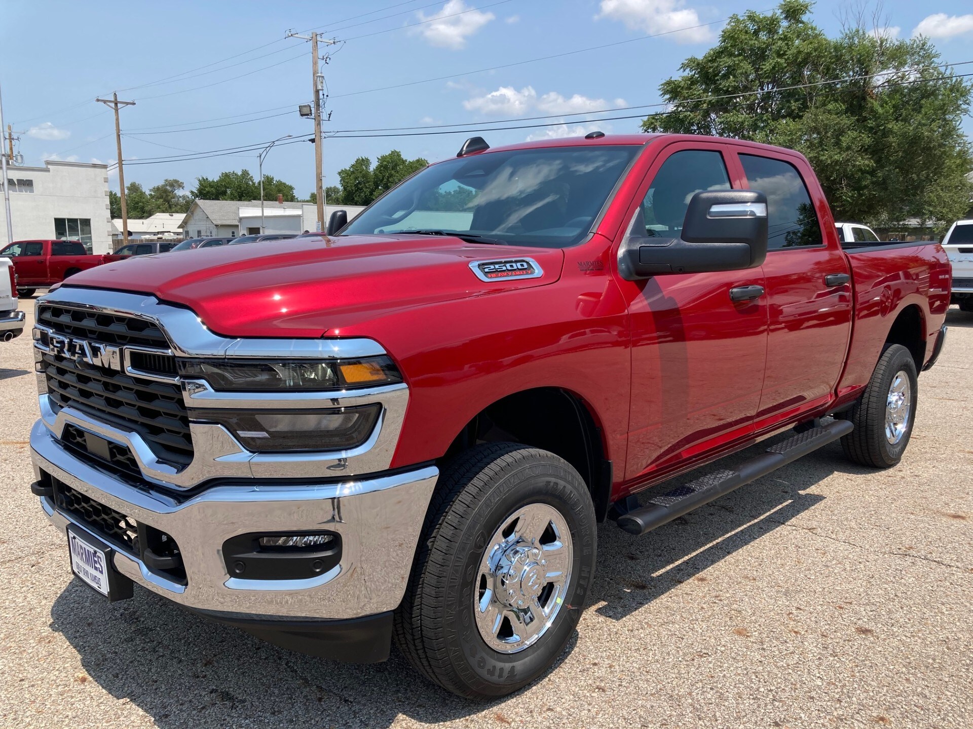 2025 Ram 2500 Tradesman photo 3