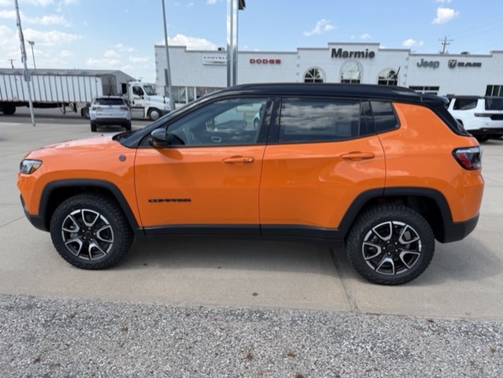 New 2026 Jeep Compass Trailhawk Sport Utility