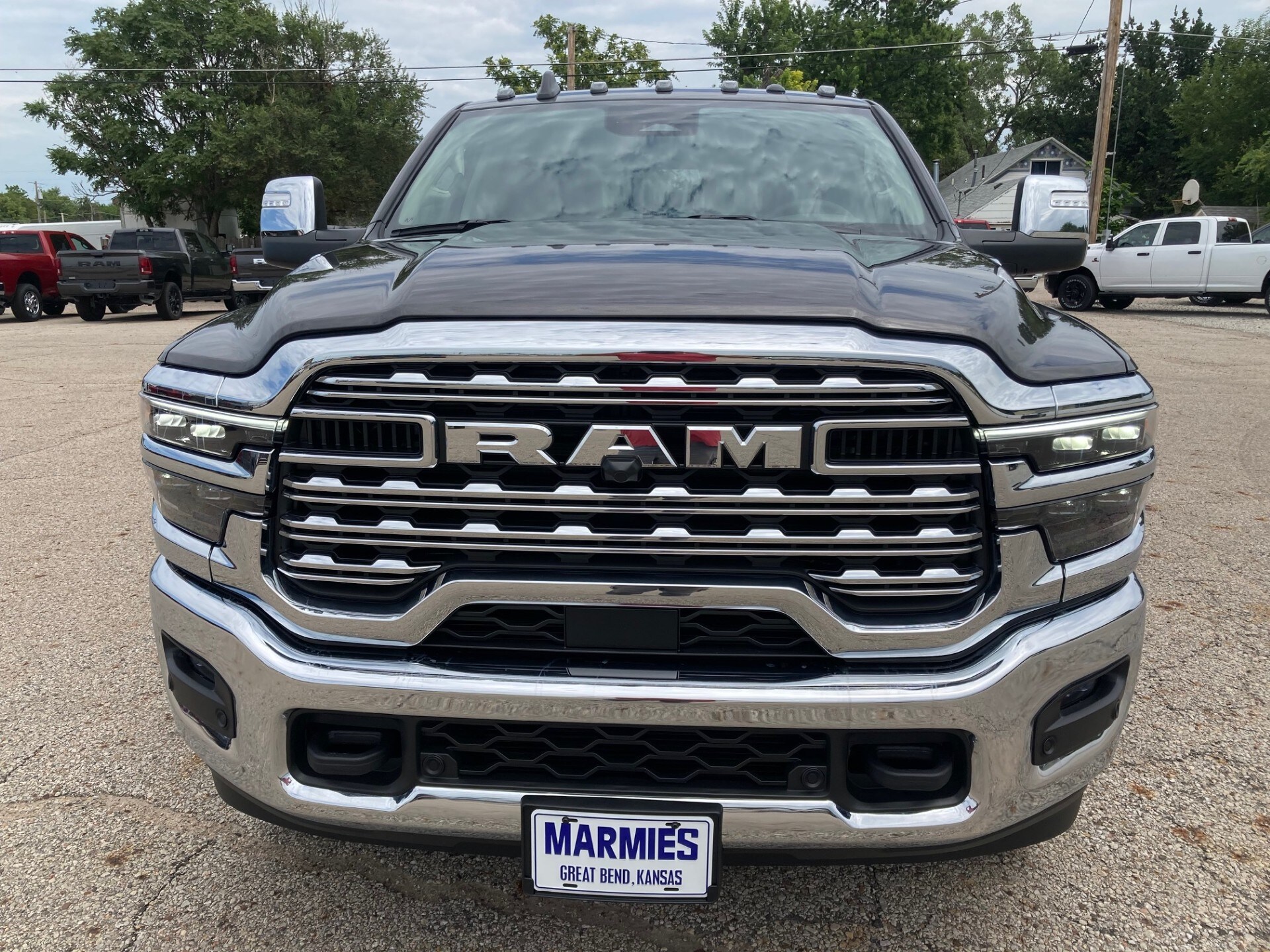 2025 Ram 2500 Limited photo 2