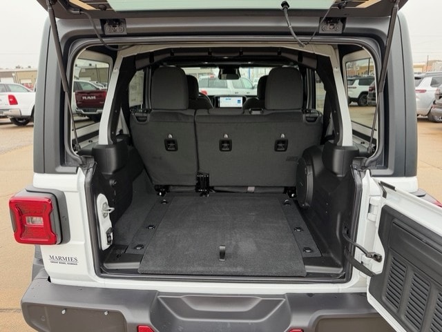 2026 Jeep Wrangler 4-Door Willys - Photo 10