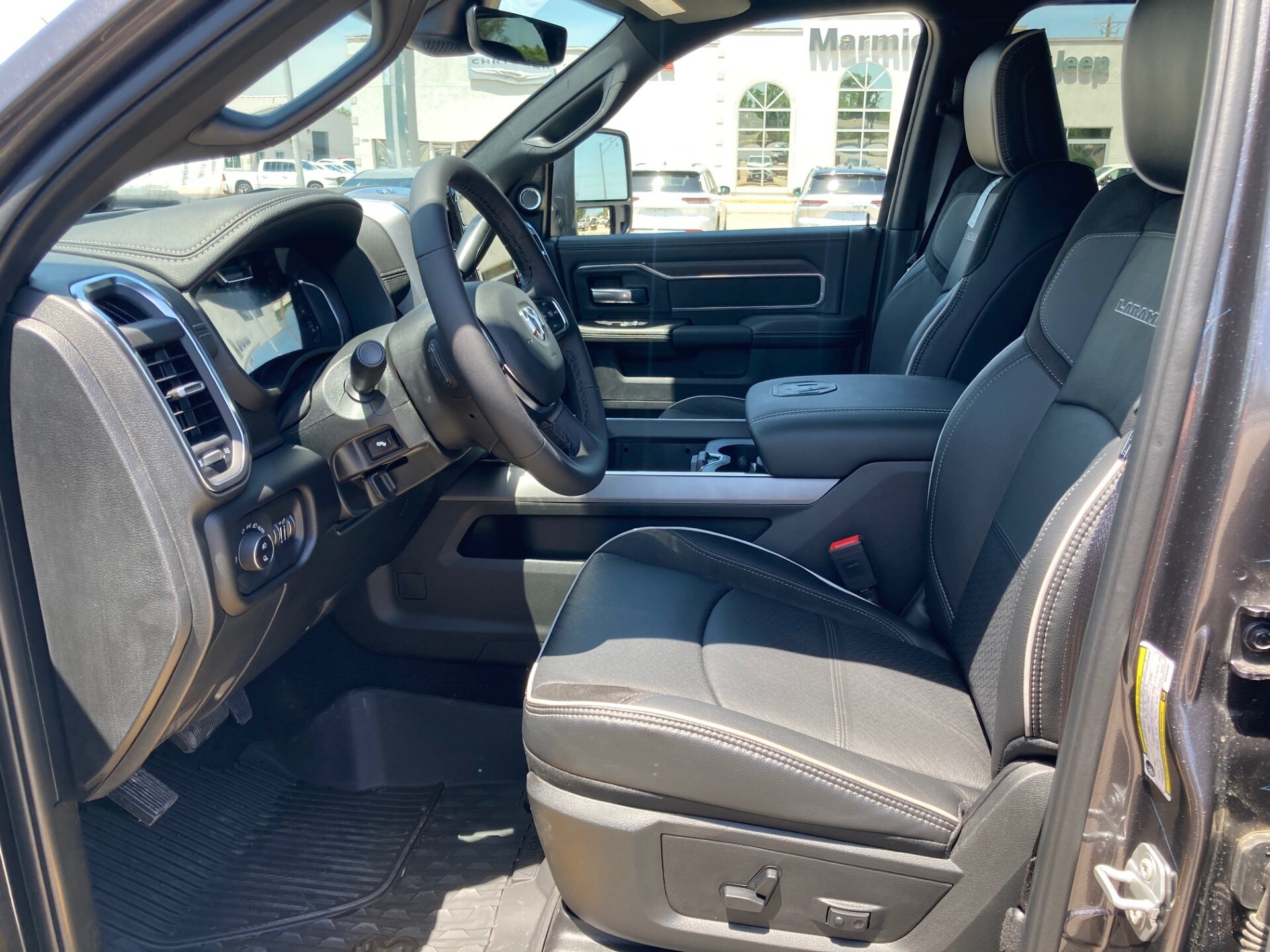 2025 RAM 2500 Laramie - Photo 13