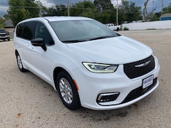 2026 Chrysler Pacifica SELECT Passenger Van