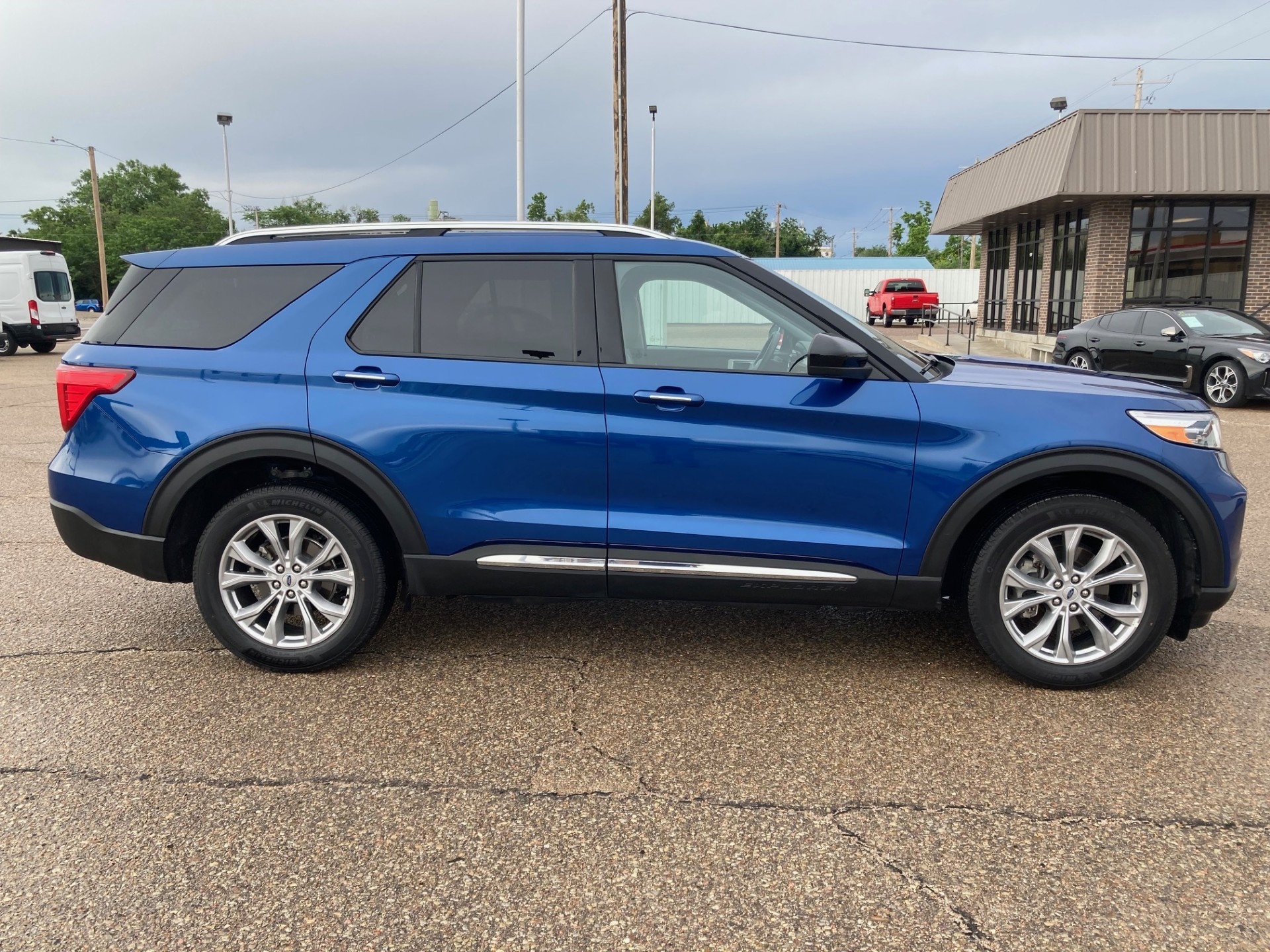 Used 2023 Ford Explorer Limited with VIN 1FMSK8FH3PGA69339 for sale in Great Bend, KS