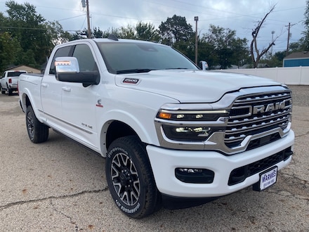 2026 Ram 2500 LIMITED CREW CAB 4X4 6'4 BOX Pickup