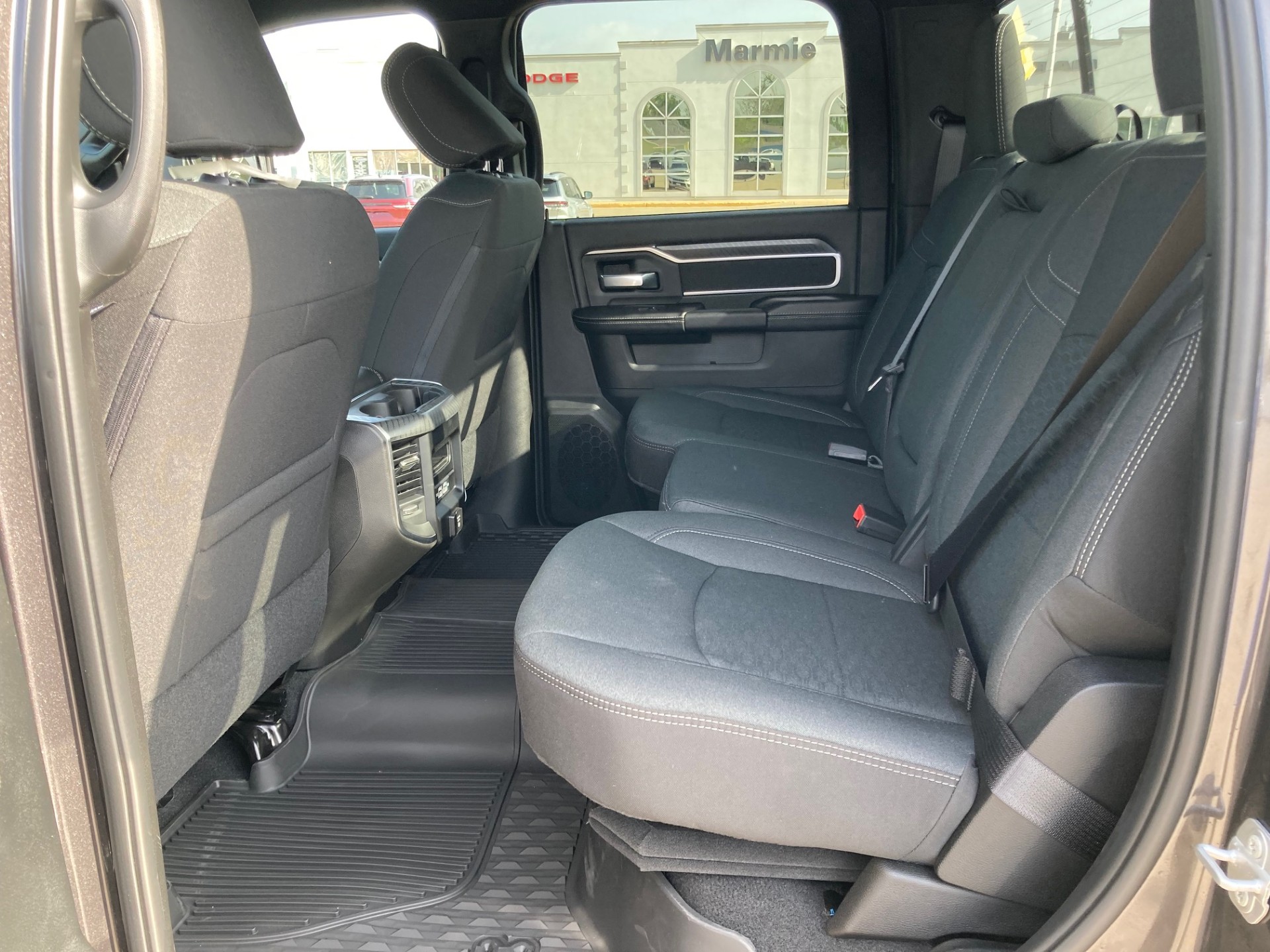 2025 RAM 2500 Big Horn - Photo 11