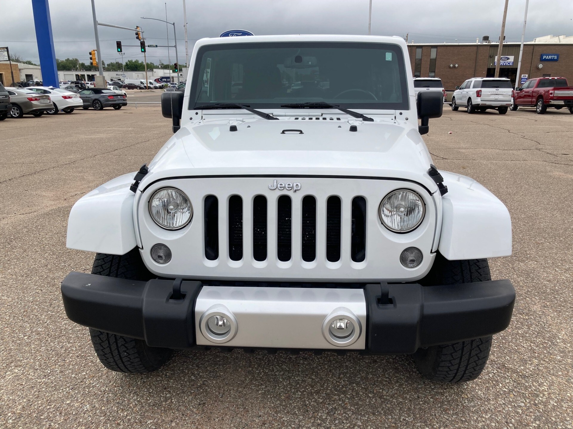 2014 Jeep Wrangler Sahara photo 2