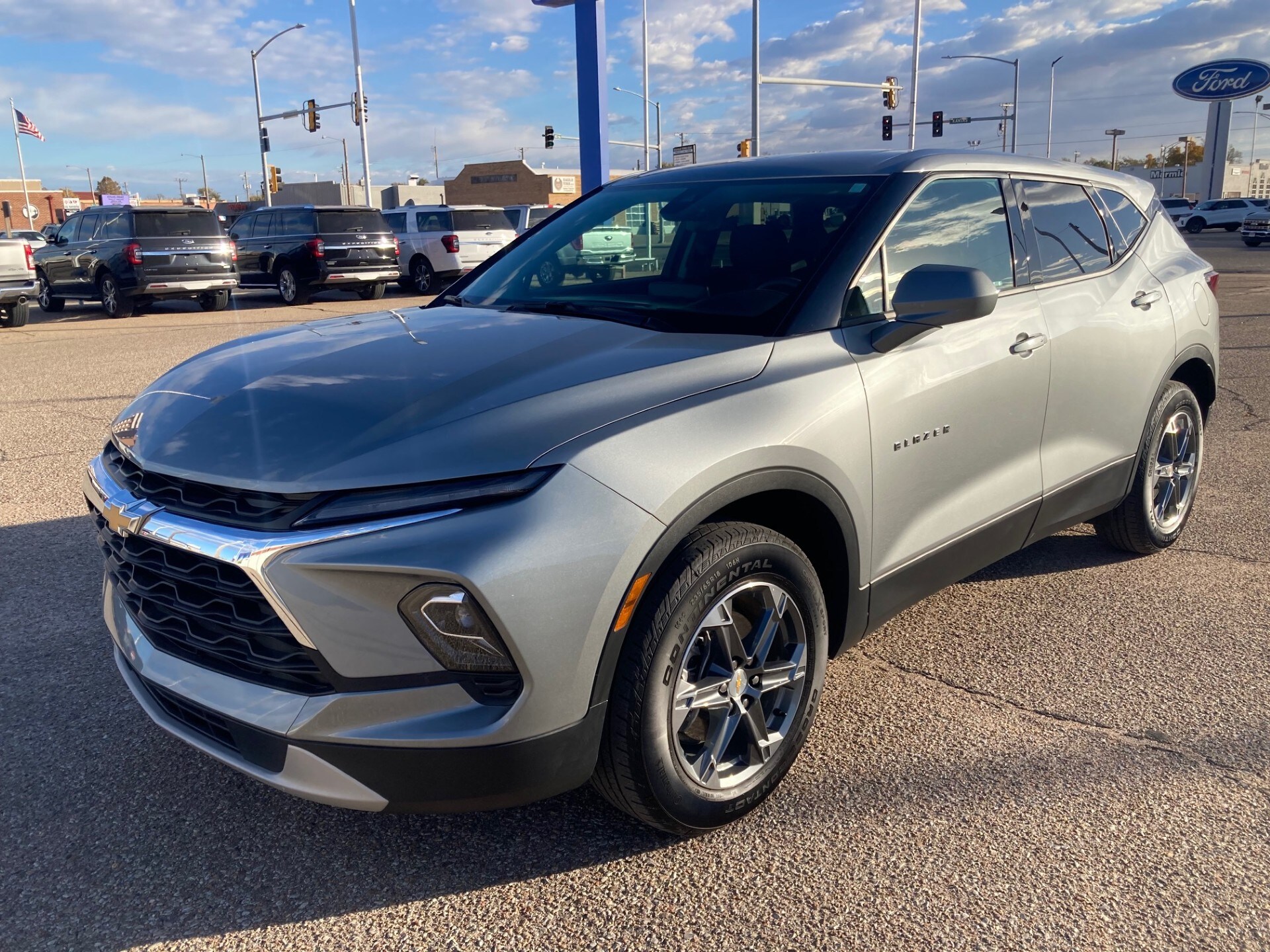 2025 Chevrolet Blazer 2LT photo 3