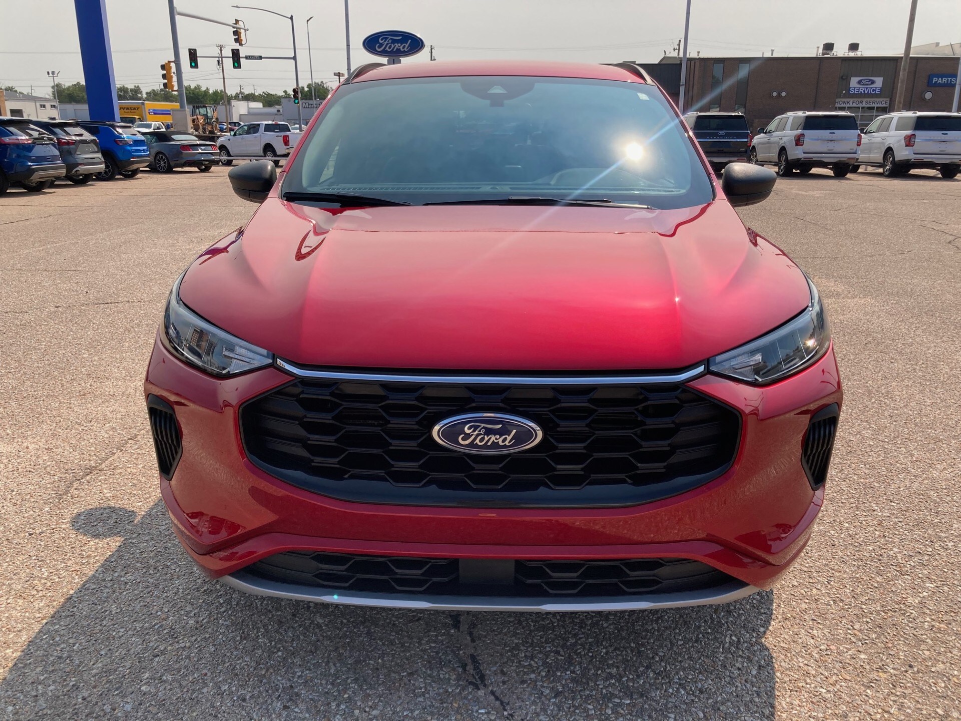 2024 Ford Escape ST-Line photo 2