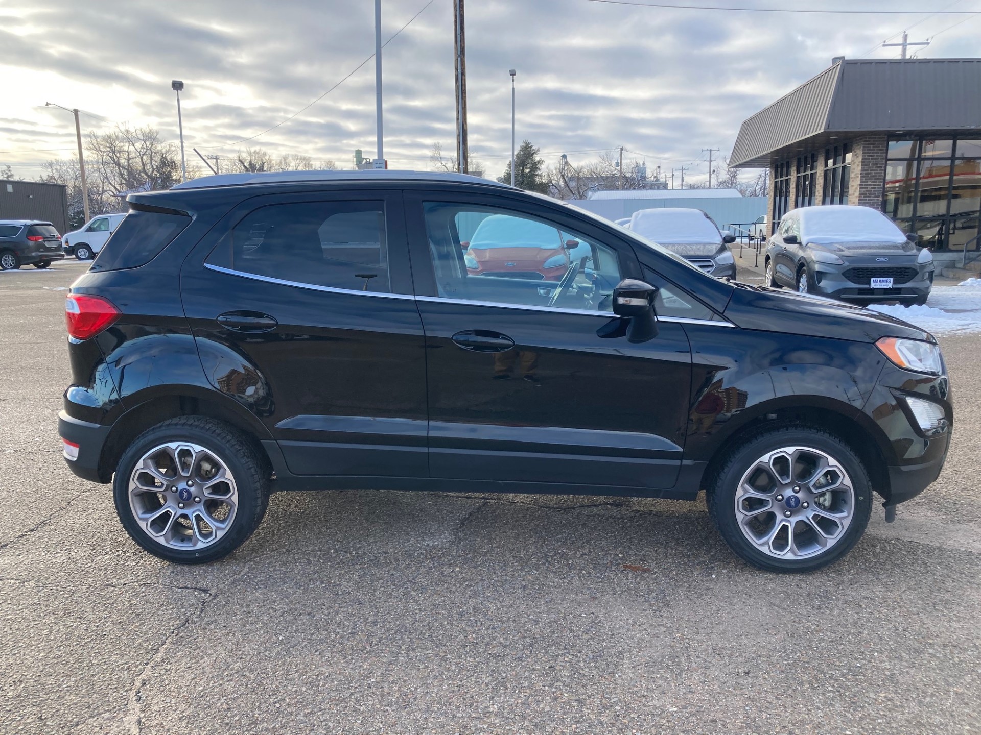 Used 2021 Ford EcoSport Titanium with VIN MAJ6S3KL3MC402019 for sale in Great Bend, KS